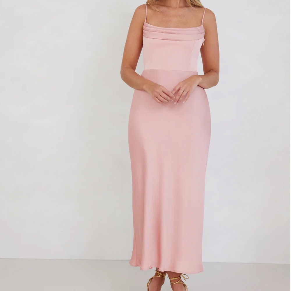 PARK & FIFTH ROSEDALE DRESS IN DESERT ROSE PINK BRIDESMAID DRESS SIZE MEDIUM